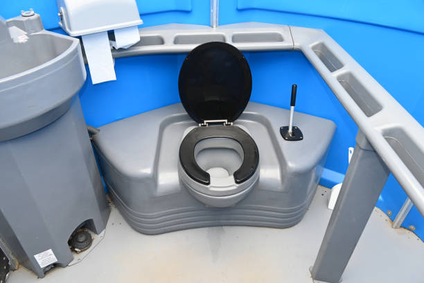 Best Porta potty rental for parties  in Deforest, WI